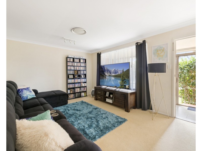 3 Raelyn Street, Centenary Heights QLD 4350