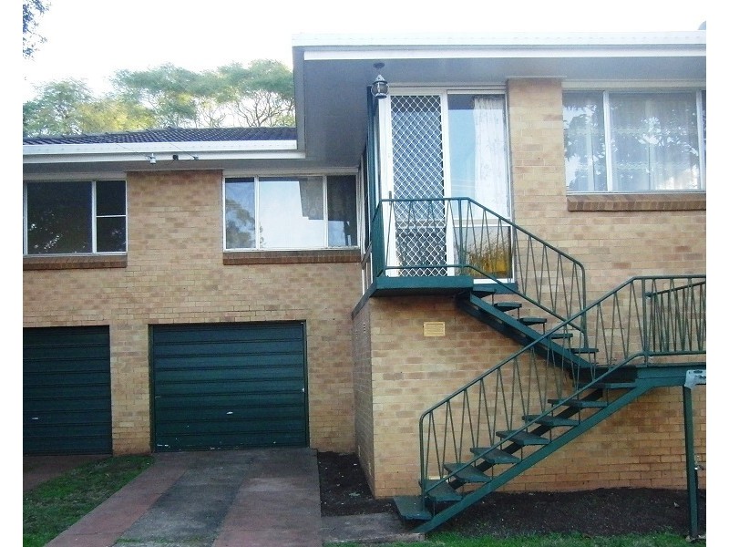 23 Bingara Street, Mount Lofty QLD 4350