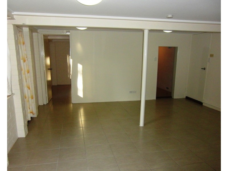 23 Bingara Street, Mount Lofty QLD 4350