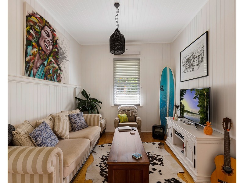 6 Raff Street, North Toowoomba QLD 4350