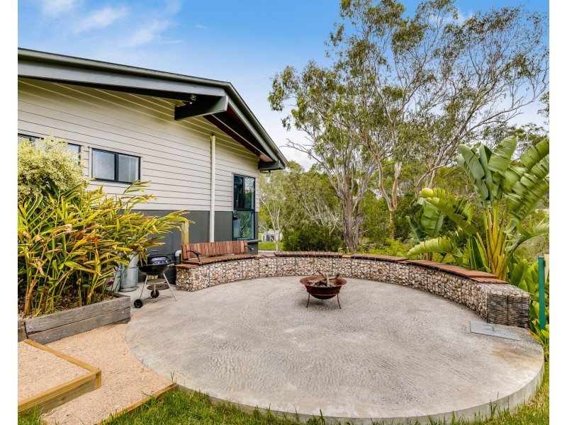 35 Carinya Drive, Hodgson Vale QLD 4352