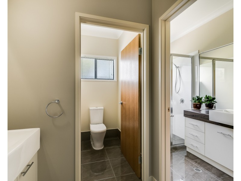 35 Carinya Drive, Hodgson Vale QLD 4352