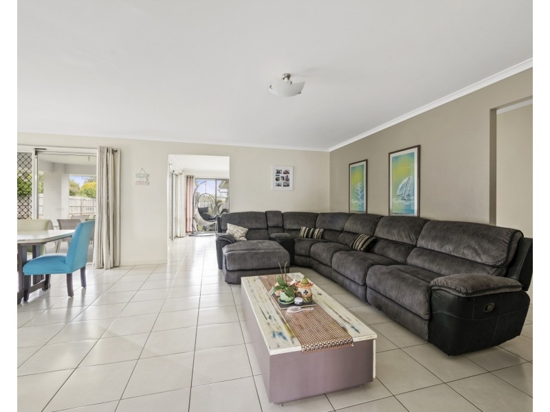 62 Belclaire Drive, Westbrook QLD 4350