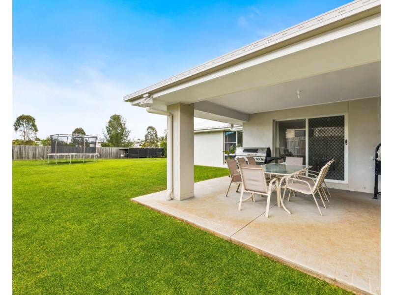 62 Belclaire Drive, Westbrook QLD 4350