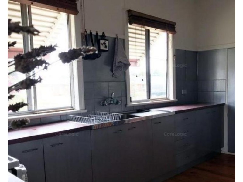 19 Devine Street, Harristown QLD 4350