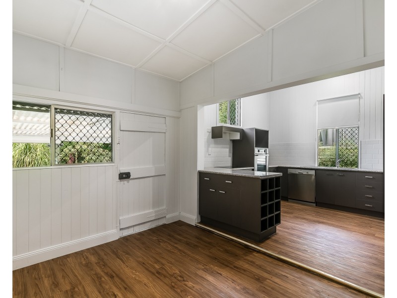 42 Hill Street, Toowoomba QLD 4350