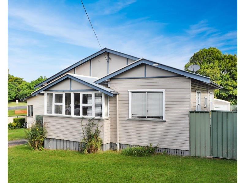 330a Bridge Street, Wilsonton QLD 4350