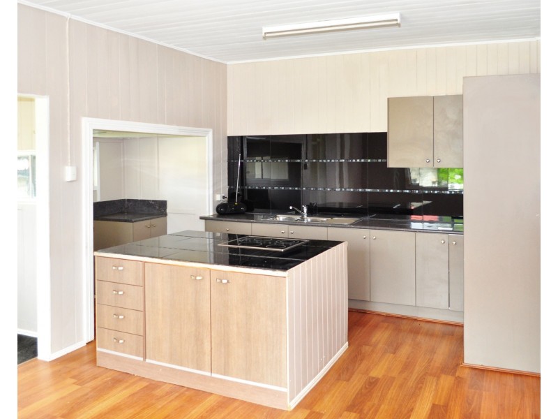 330a Bridge Street, Wilsonton QLD 4350