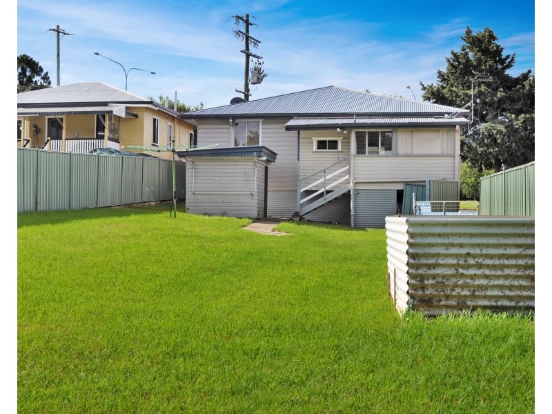 330a Bridge Street, Wilsonton QLD 4350