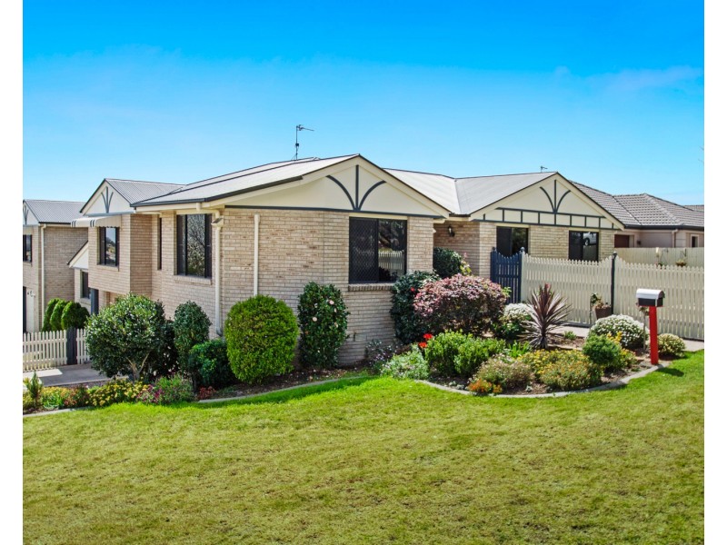 1/11 Samuel Court, Darling Heights QLD 4350