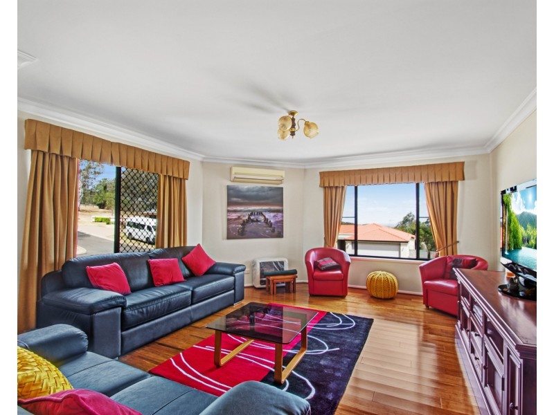 1/11 Samuel Court, Darling Heights QLD 4350