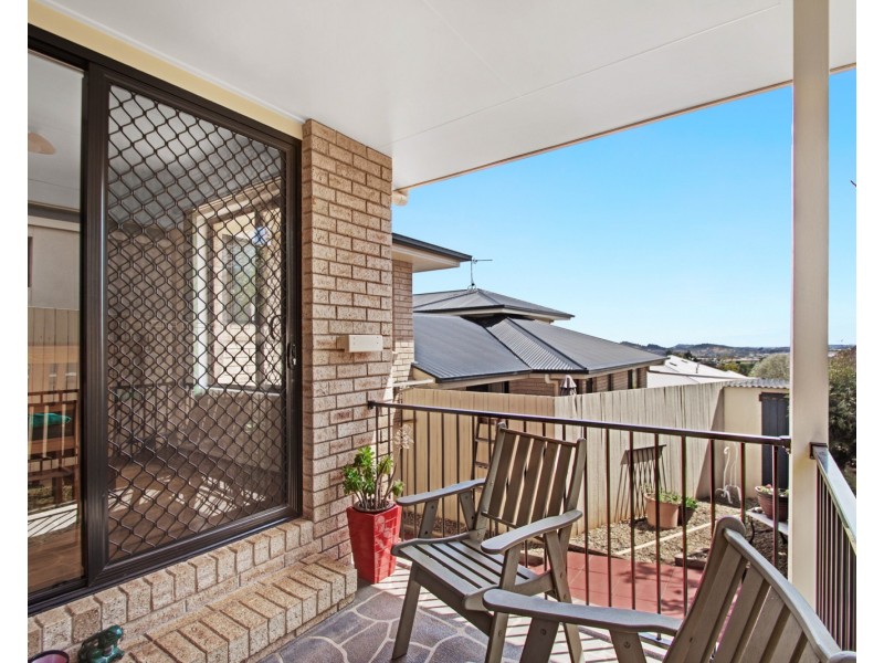 1/11 Samuel Court, Darling Heights QLD 4350