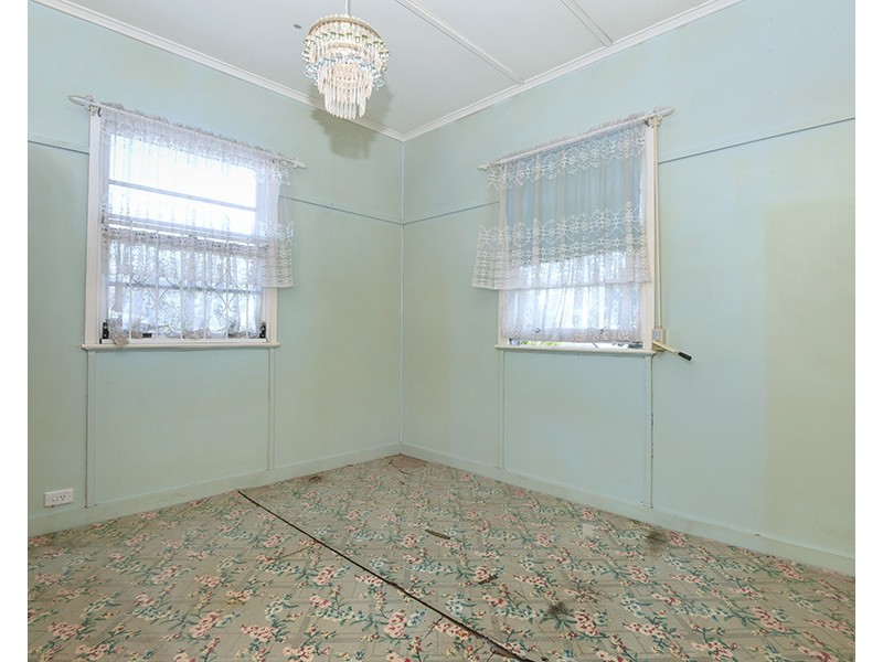 16 O’Brien Street, Harlaxton QLD 4350