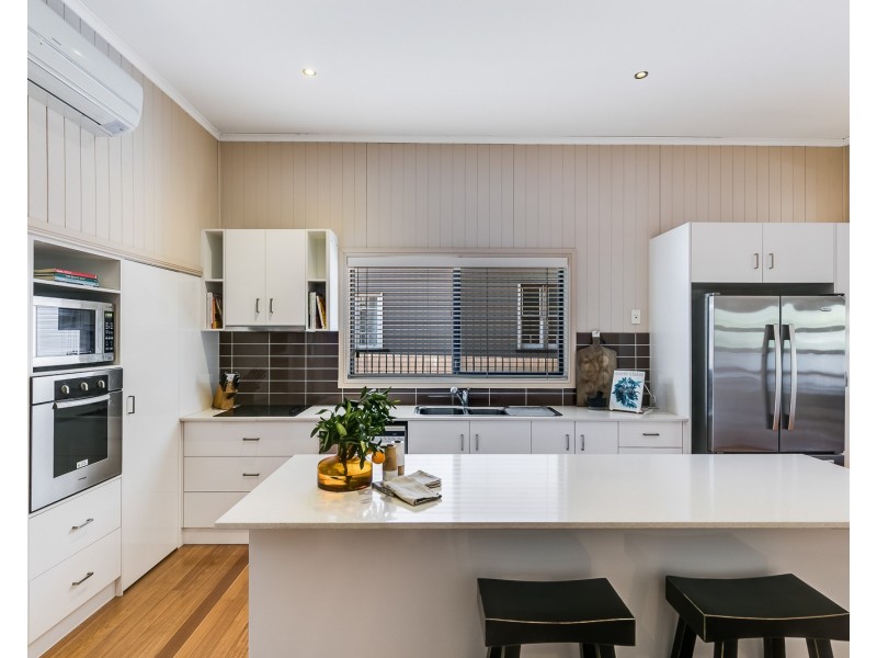 27 Ipswich Street, East Toowoomba QLD 4350