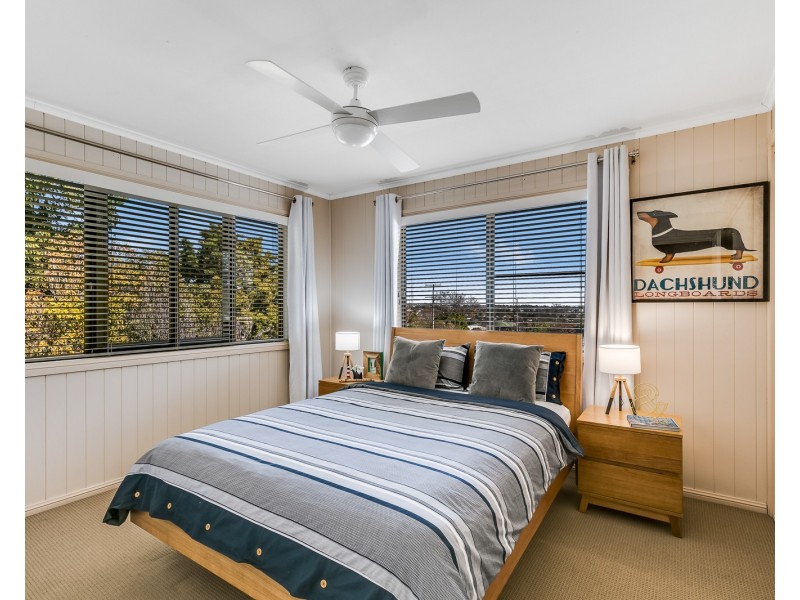 27 Ipswich Street, East Toowoomba QLD 4350