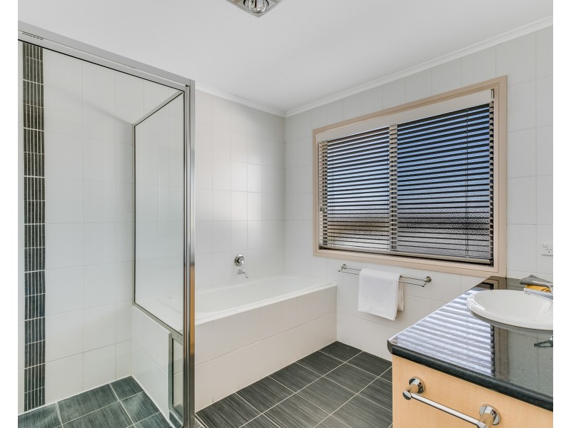 27 Ipswich Street, East Toowoomba QLD 4350