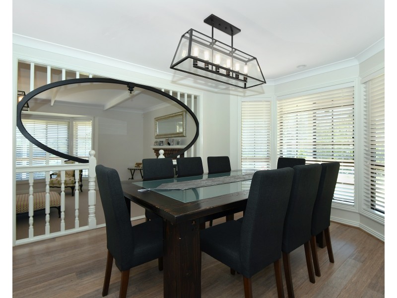 2 Golf Course Drive, Middle Ridge QLD 4350