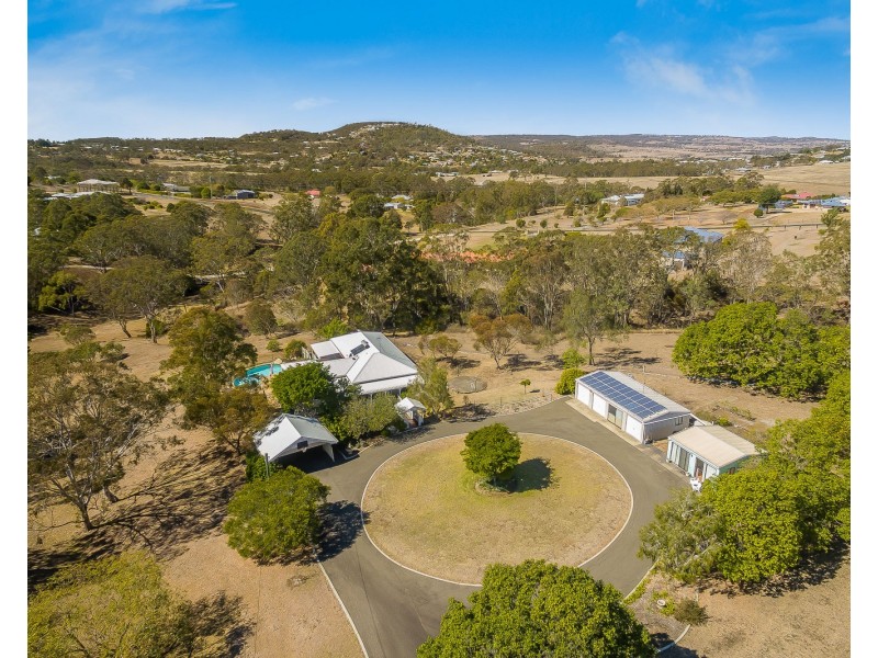 34 Box Tree Court, Mount Rascal QLD 4350