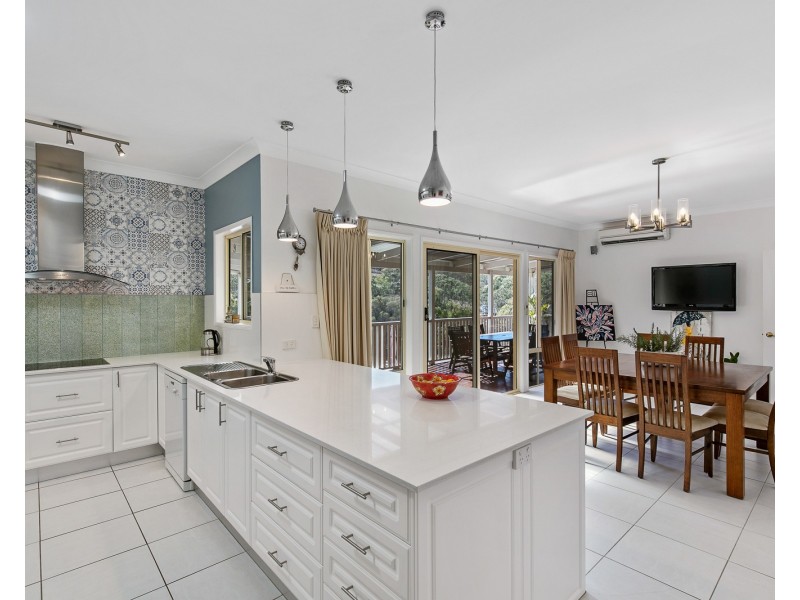 34 Box Tree Court, Mount Rascal QLD 4350