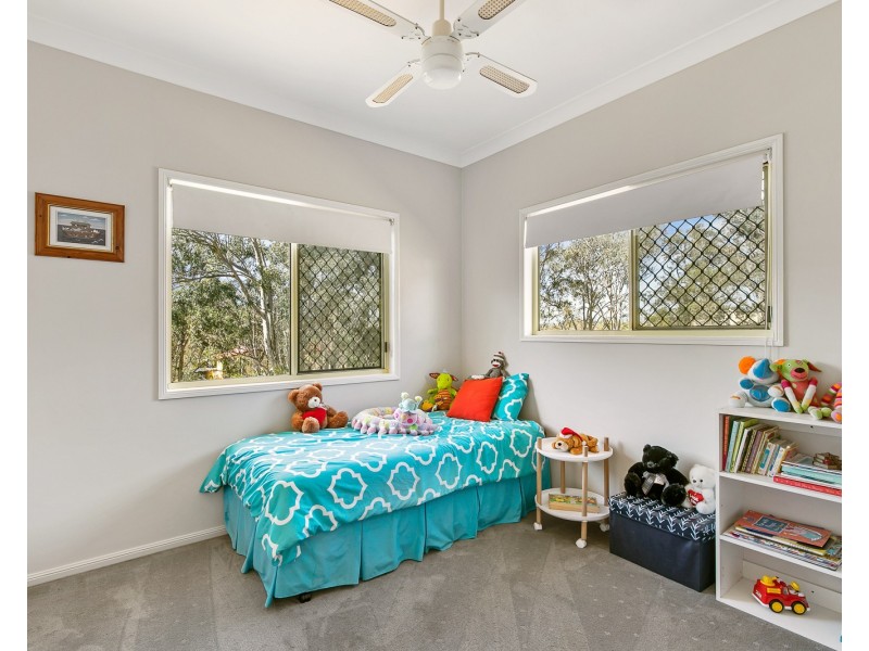 34 Box Tree Court, Mount Rascal QLD 4350