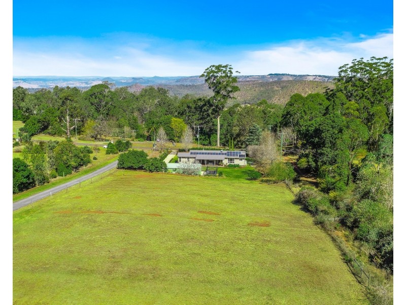 117 Happy Valley Road, Cabarlah QLD 4352