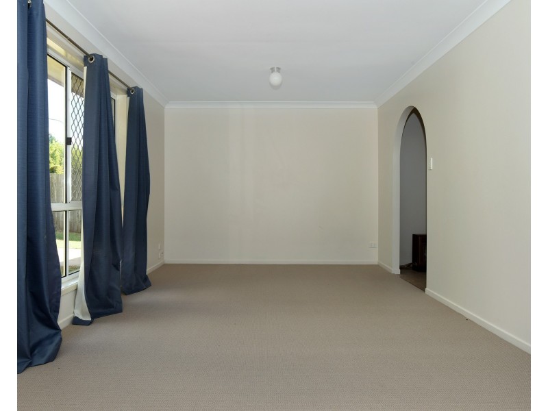 10 Muller Street, Kearneys Spring QLD 4350