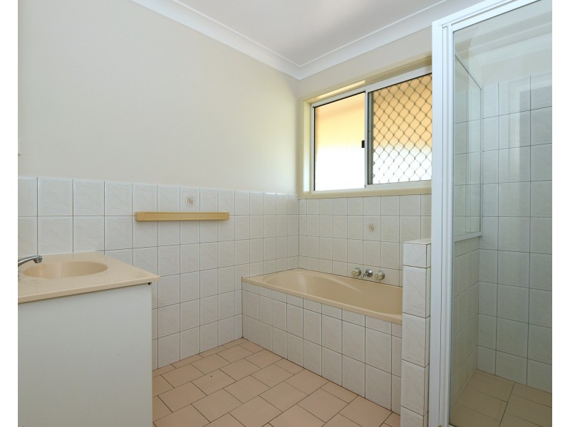 10 Muller Street, Kearneys Spring QLD 4350