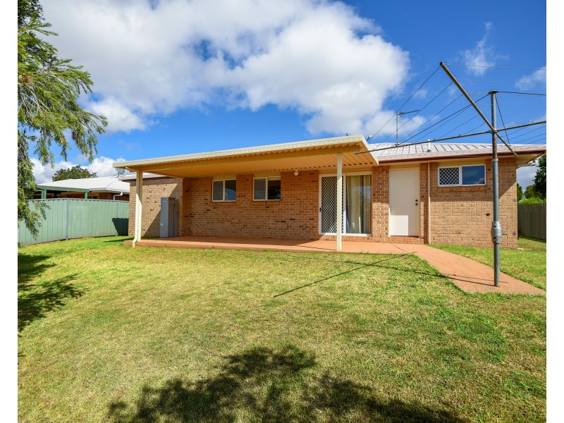10 Muller Street, Kearneys Spring QLD 4350