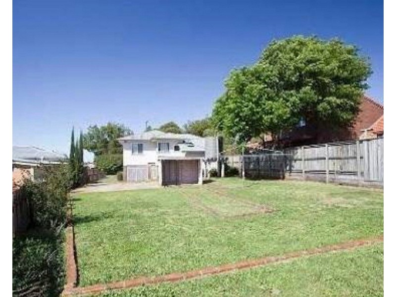 167 North Street, Rockville QLD 4350