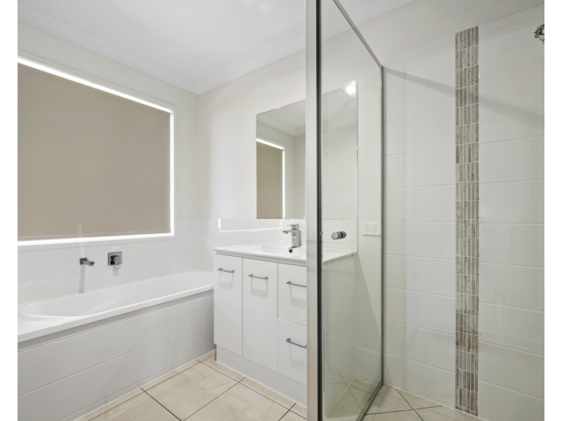 5 – 7 Diva Lane, Glenvale QLD 4350