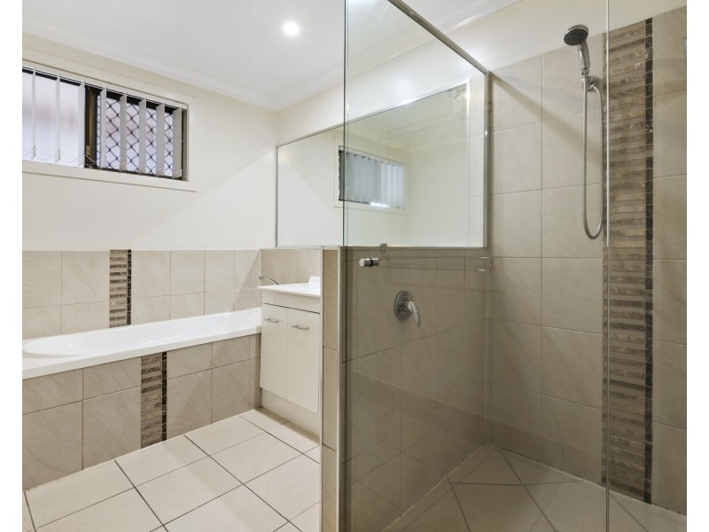 1 Crosby Street, Darling Heights QLD 4350
