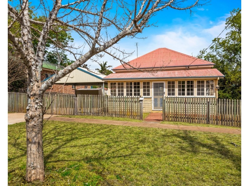 48 Ipswich Street, East Toowoomba QLD 4350