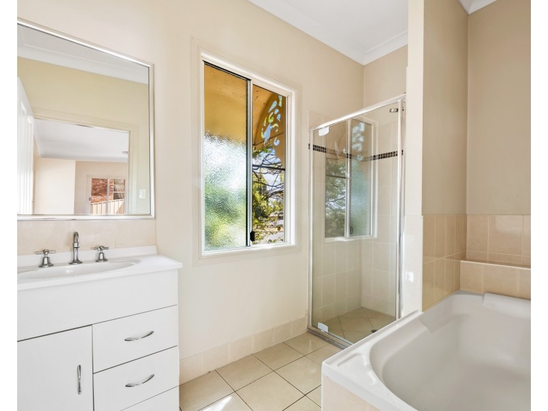 48 Ipswich Street, East Toowoomba QLD 4350