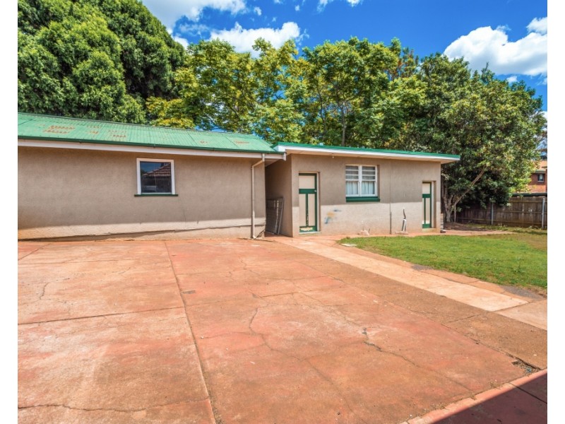 179 West Street, Newtown QLD 4350