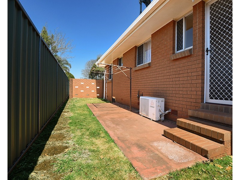 15 Wilfred Street, Harristown QLD 4350