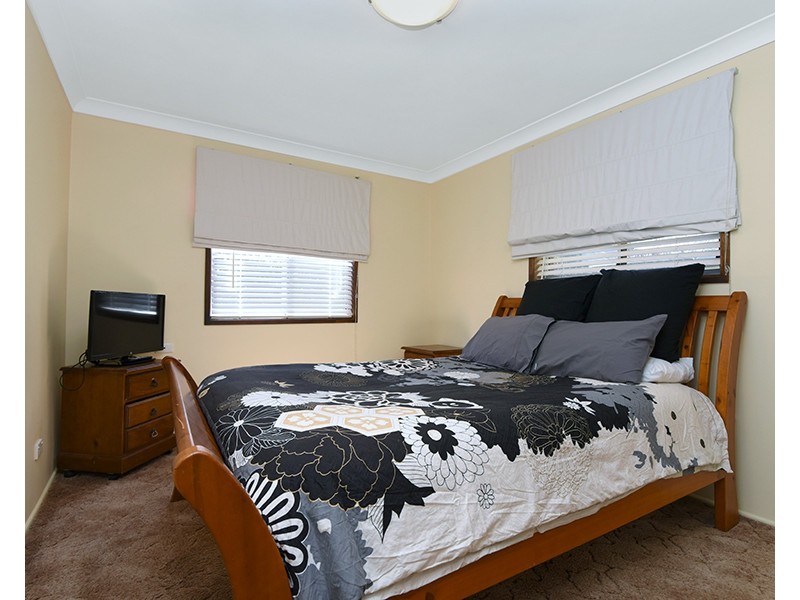 2/6 Begonia Court, Centenary Heights QLD 4350