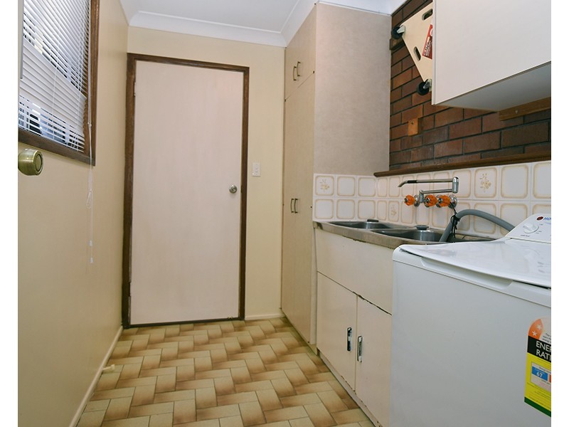 2/6 Begonia Court, Centenary Heights QLD 4350