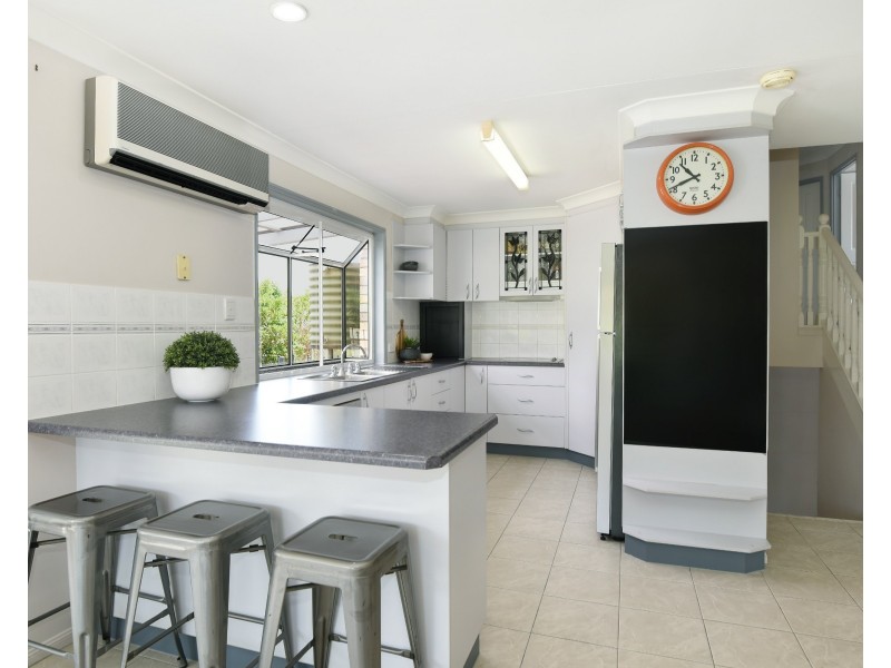 13 Parkland Close, Rangeville QLD 4350