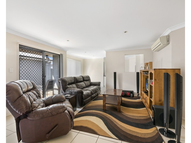 2/10 Devon Street, Newtown QLD 4350