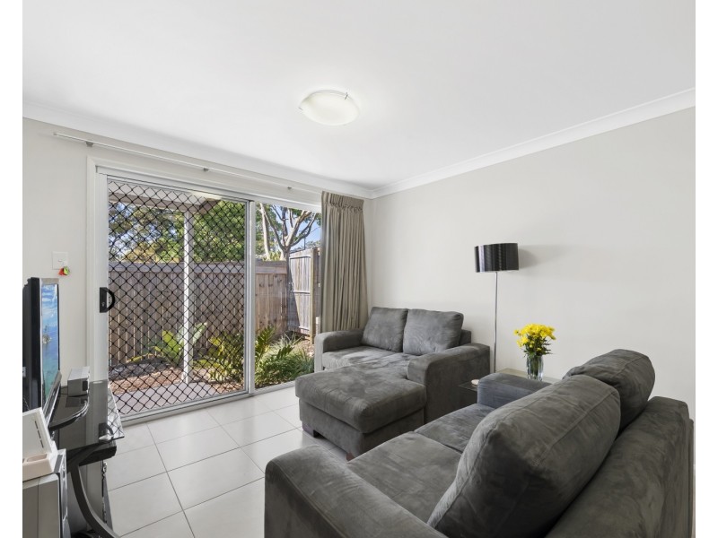 3/37 Boyett Street, Centenary Heights QLD 4350