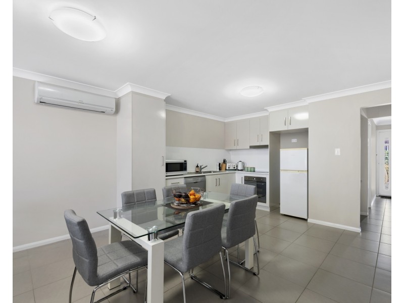 3/37 Boyett Street, Centenary Heights QLD 4350