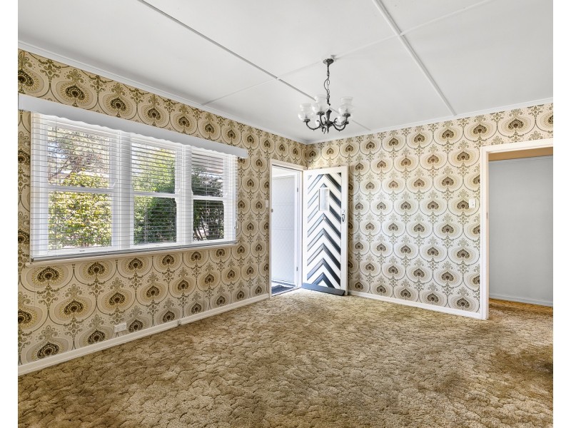 15 Tolmie Street, South Toowoomba QLD 4350