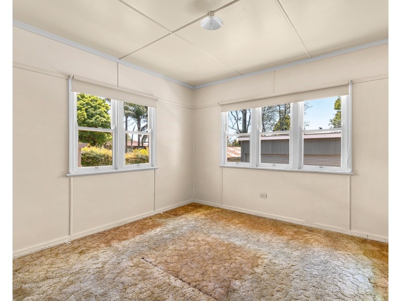 15 Tolmie Street, South Toowoomba QLD 4350