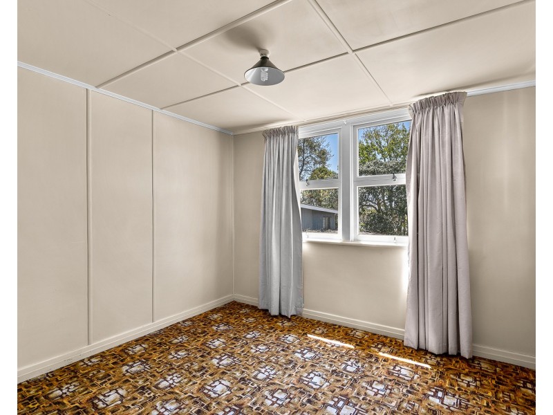 15 Tolmie Street, South Toowoomba QLD 4350