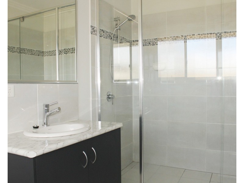19 Willis Road, Meringandan West QLD 4352