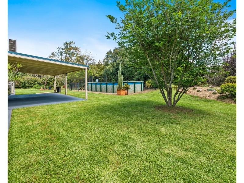 9 Bernard Court, Highfields QLD 4352
