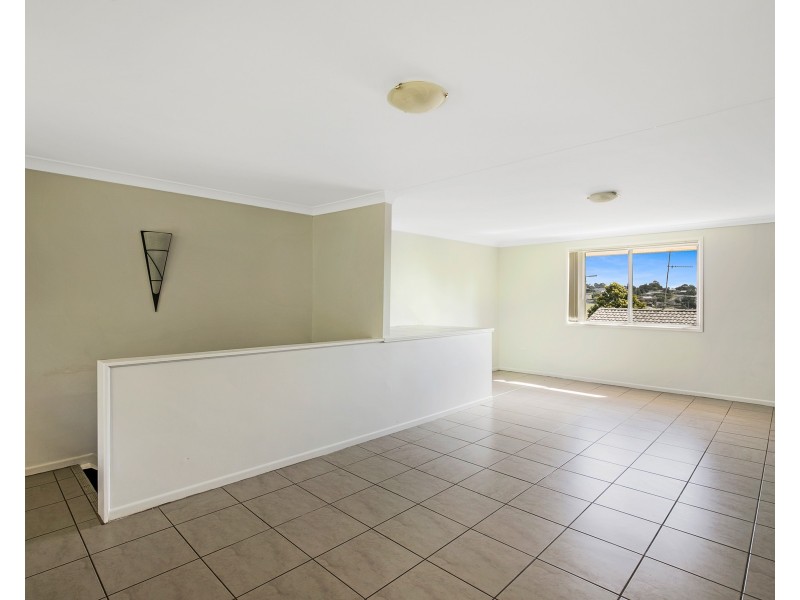 6/22 Kirklees Street, Newtown QLD 4350