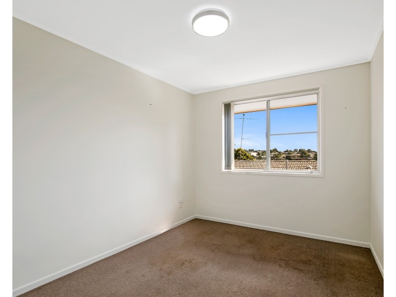 6/22 Kirklees Street, Newtown QLD 4350