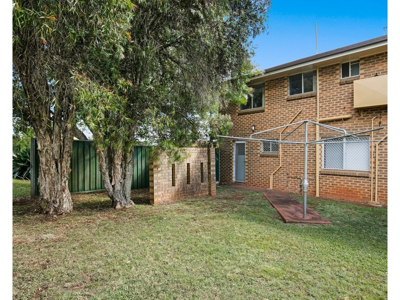 6/22 Kirklees Street, Newtown QLD 4350