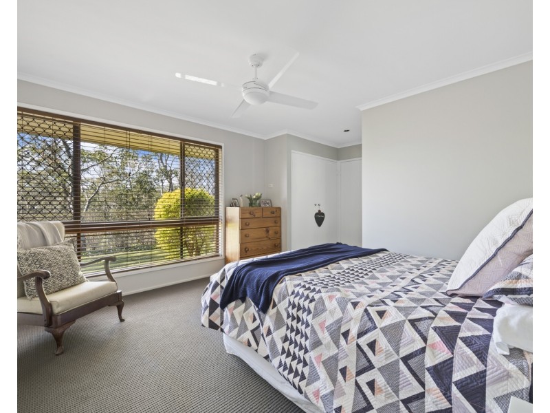 4 Echidna Crescent, Top Camp QLD 4350